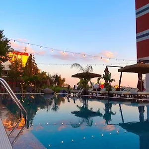 4* Hotell Olivia's Hill