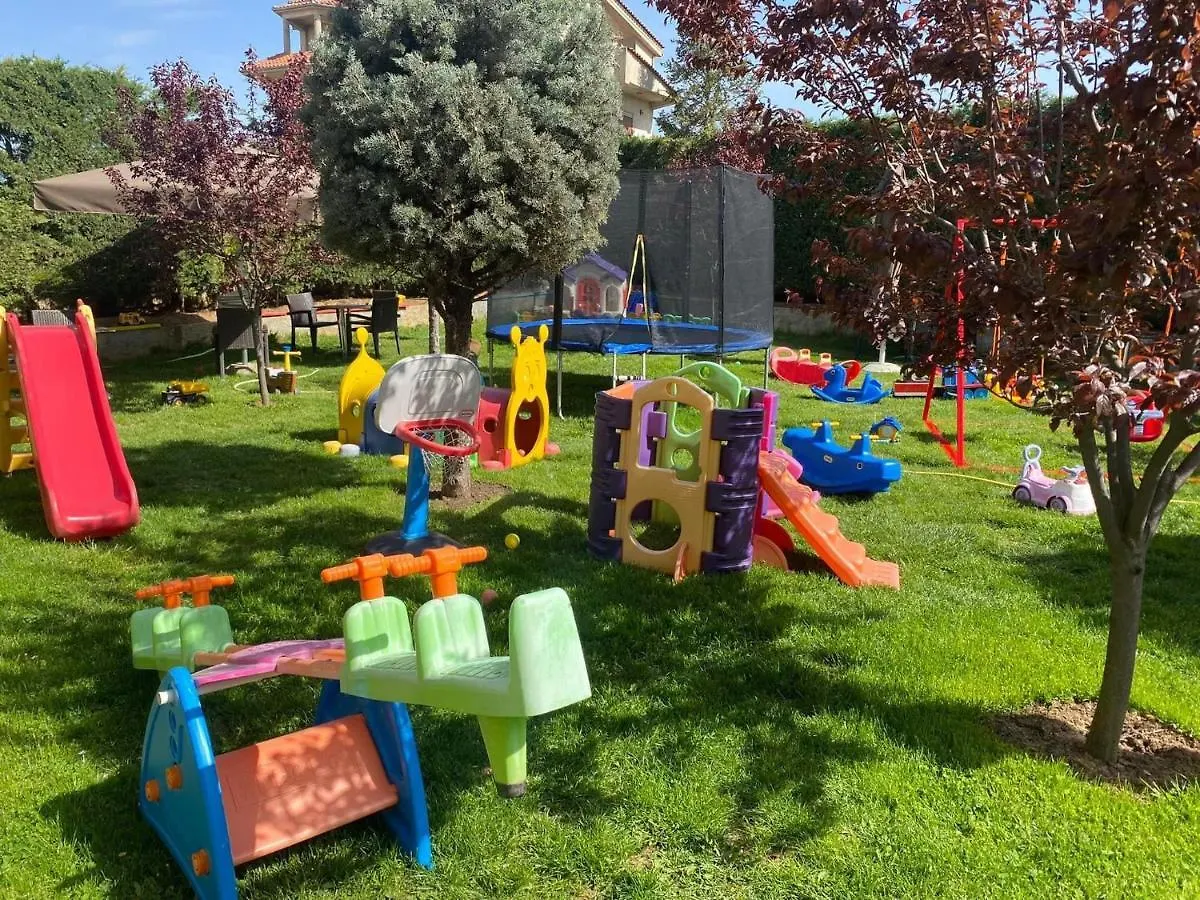 Bed & Breakfast Hotel Bar King Bilisht